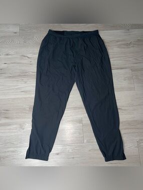 Lululemon Surge Joggers M Activewear Athleisure Loungewear Sport Gym Training